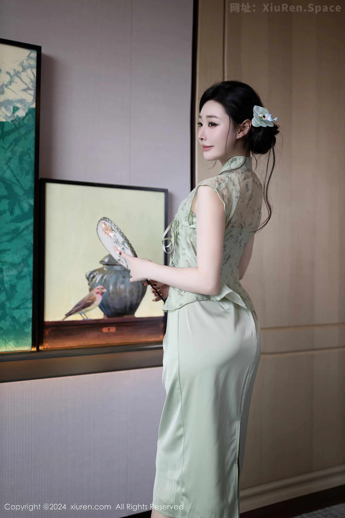 图片[3]-[XiuRen秀人网] VOL.9124 模特小逗逗性感浅色古风服饰配超薄无内肉丝秀曼妙身材诱惑写真81P-秀人网官方网站